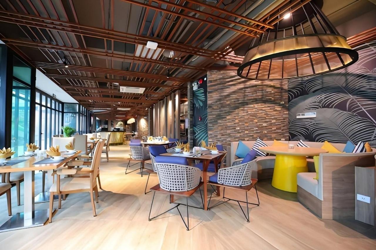 Flc Quy Nhon Seaview Condotel Exterior foto